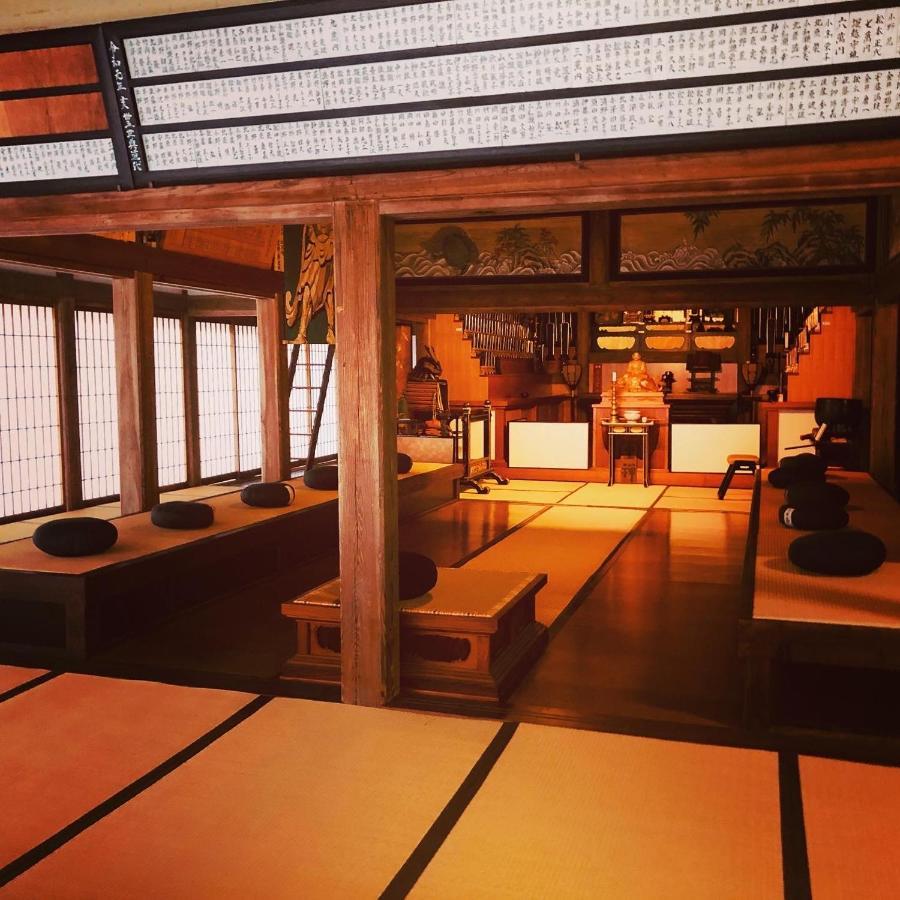 Ryutakuzenji 宿坊 Takasaki Exterior foto